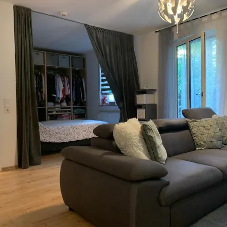 Helle Schoene 1,5 * Карлсруэ